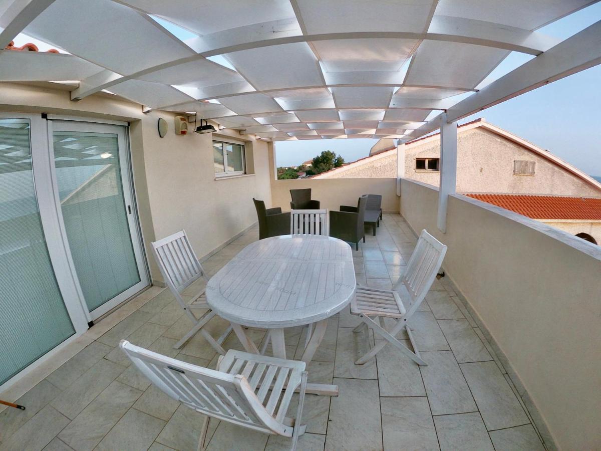 Apartmán Fronte Mare S'Arena Scoada Putzu Idu Exteriér fotografie